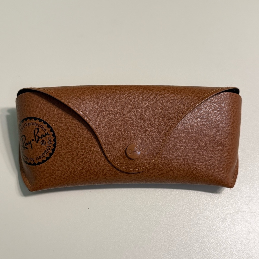 Ray-Ban Brown Leather Sunglasses Glasses Case Great Unisex Accessory
